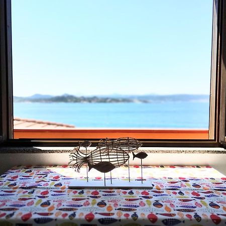 Appartamentino Panoramico...Con Finestra Sul Mare! La Maddalena  Exteriör bild